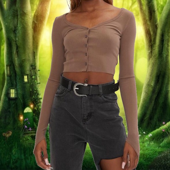 The Kript Fairycore Brown Basik Buttons Crop Top - Picture 3 of 10